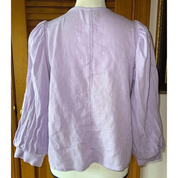 A New Day Lilac Blouse — Small - Picture 2 of 8